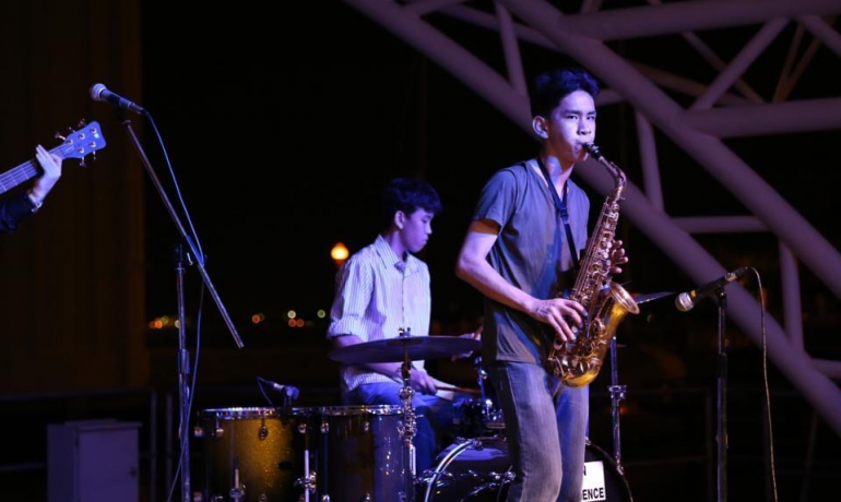 A fork in the road: The De Leon brothers talk about taking different paths in life